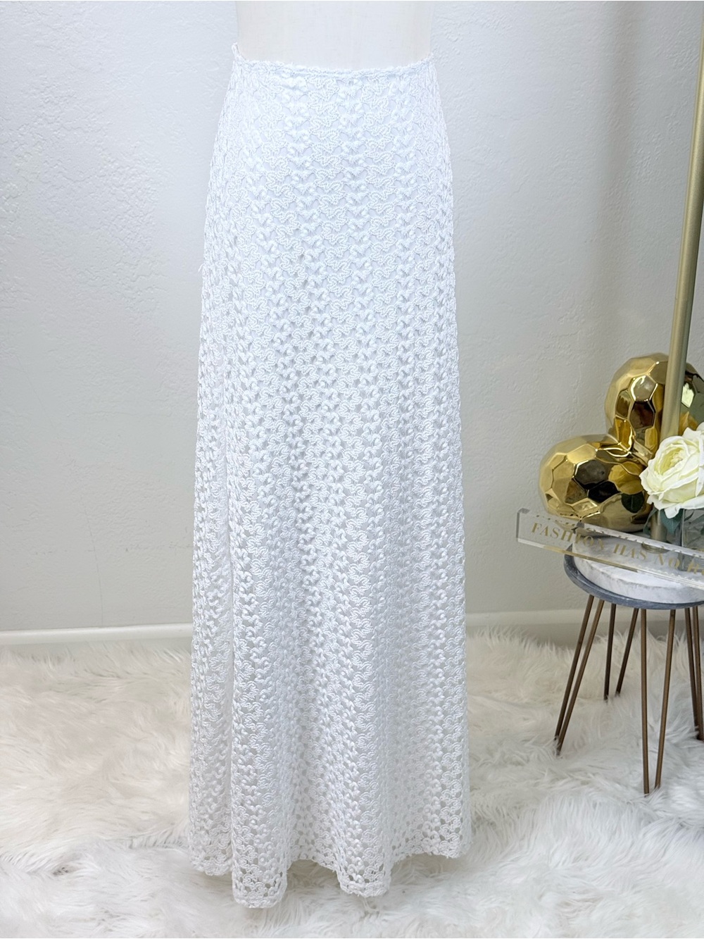 Lovely Day White Crochet Maxi Skirt - Elegant Beach or Resort‎ Wear Sz:L